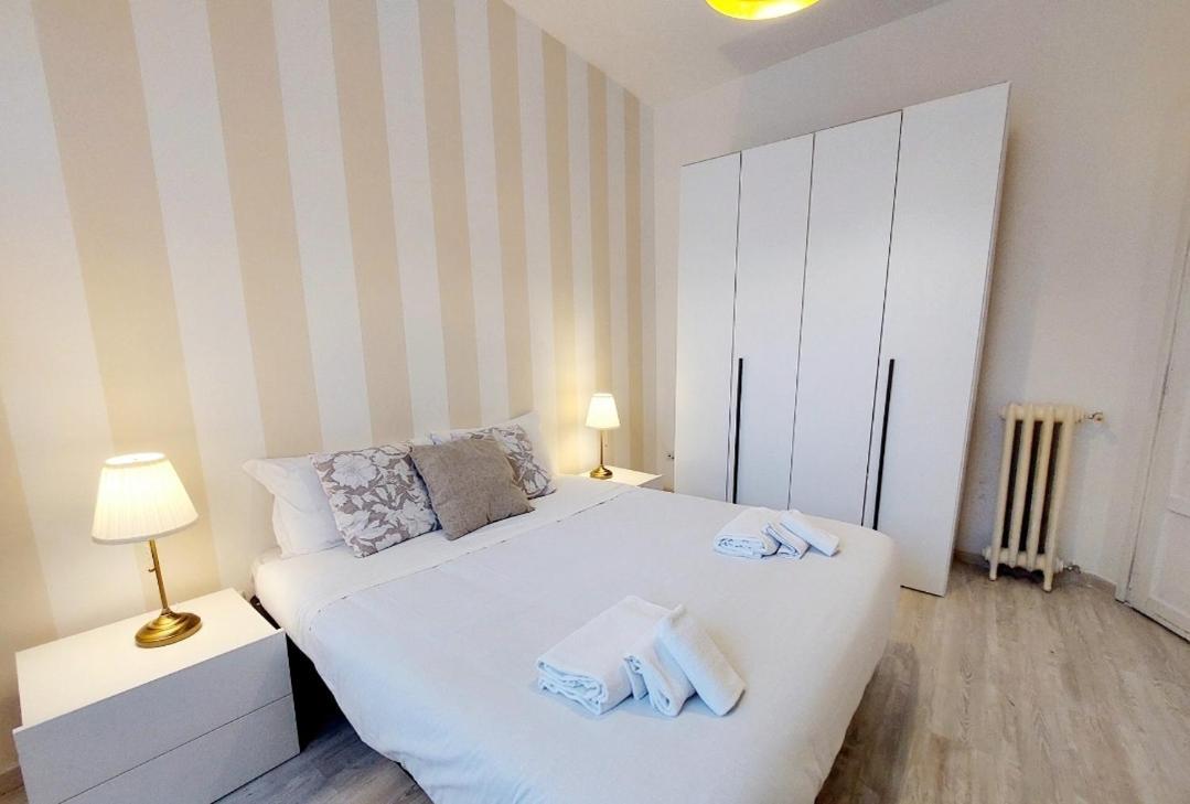 Bbhome Stylish Gold Apartment Near Trastevere Station 로마 외부 사진